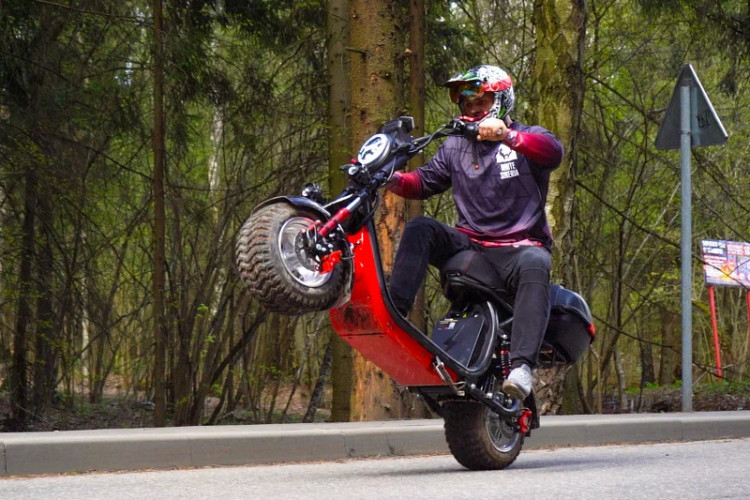 Электроскутер WHITE SIBERIA PRO 2500W в Перми