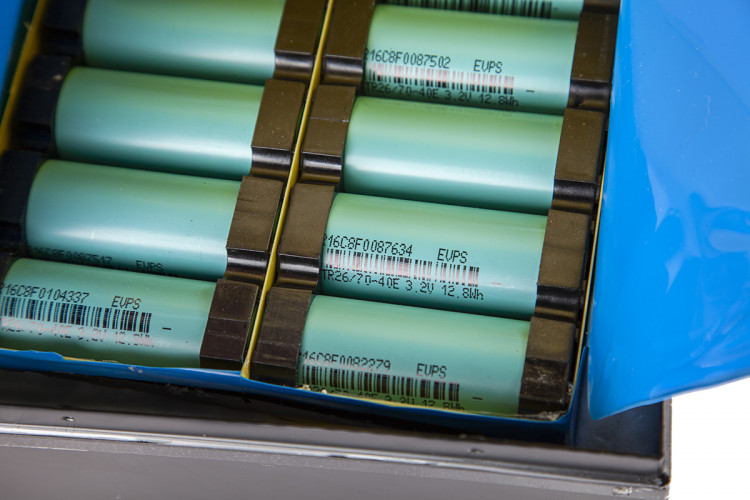 Тяговый железо-фосфатный аккумулятор RuTrike LiFePO4 60V48Ah (60А) в Перми