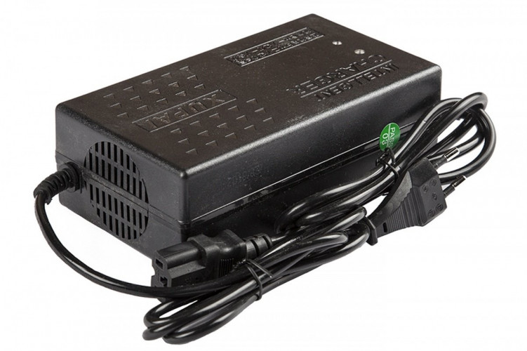 Зарядное устройство RuTrike для аккумуляторов 60V32A/H (4A) в Перми